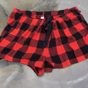 🚨💥FLASH SALE💥🚨 flannel XXL women’s shorts🎉